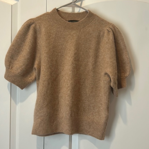 Banana Republic - puff sleeve sweater top - Picture 1 of 4